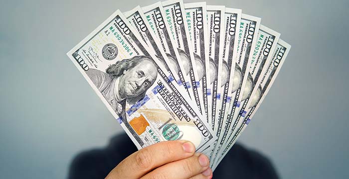 سعر الدولار اليوم الخميس في البنوك المصرية